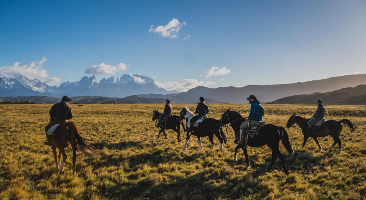 Rio Serrano Hotel + Spa Torres del Paine National Park Exterior photo